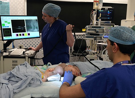 Handheld OCT acquisition. OCT image acquisition in lateral decubitus position under general anaesthesia using handheld OCT device.